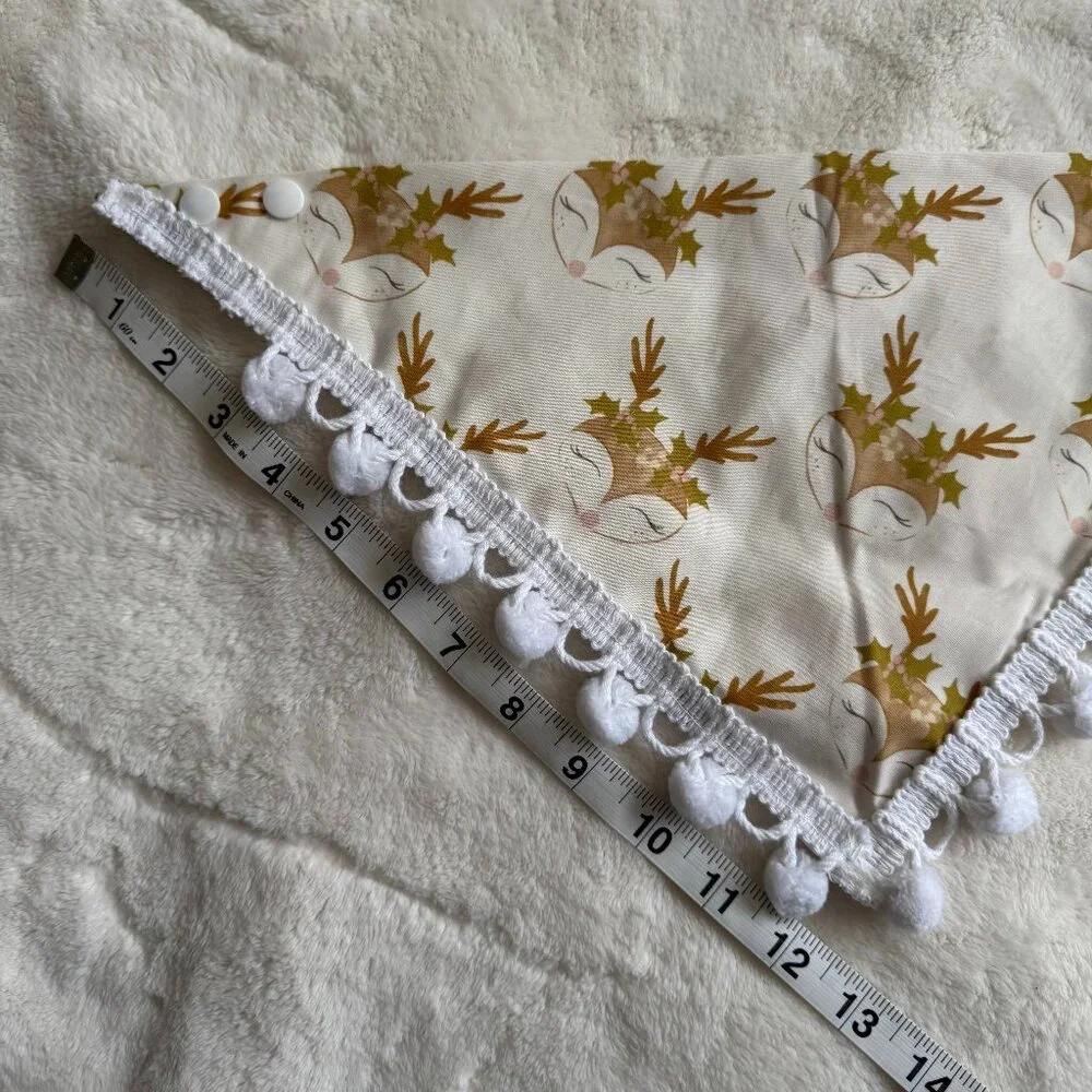 NWT Loic by Design Reindeer Babe Christmas Dog Bandana, White + Tan, Size M